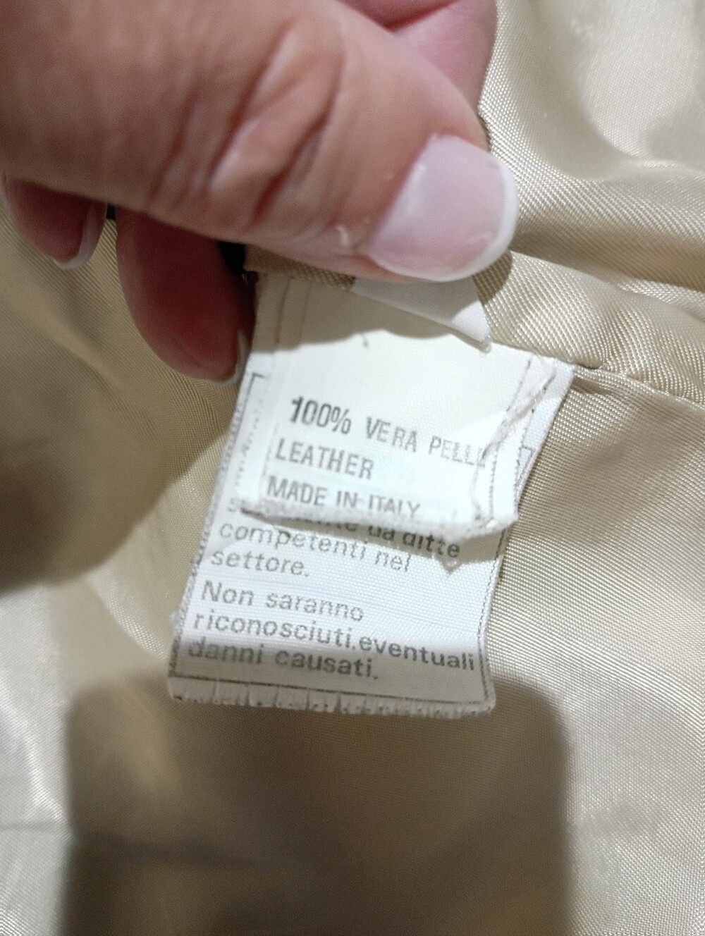 Classic Tan Suede Pencil Skirt - Women.Made In Italy - Picture 8 of 8